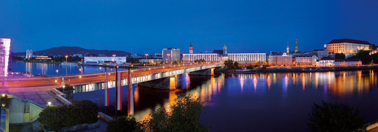 Sommer Aussicht Neues Rathaus